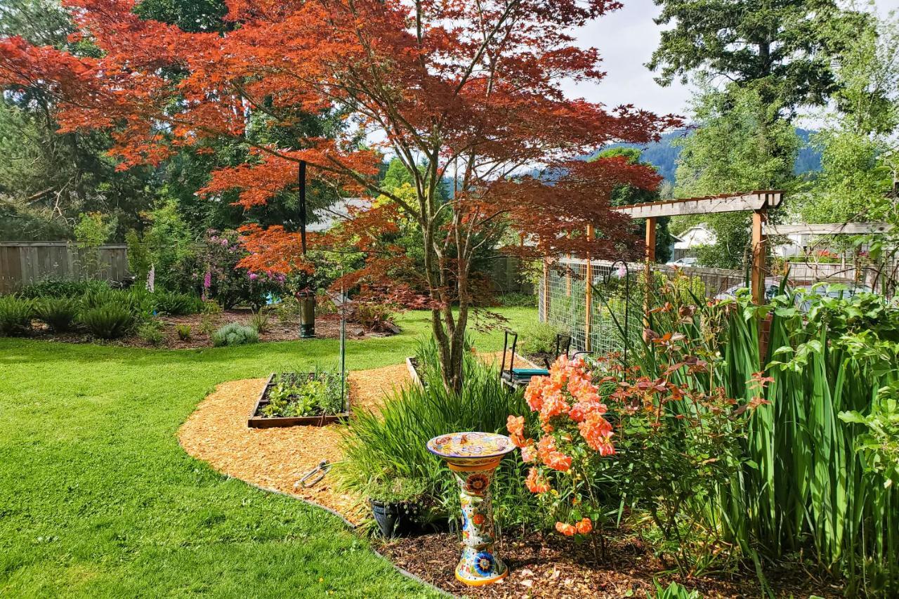 Serendipity House Eugene Luaran gambar